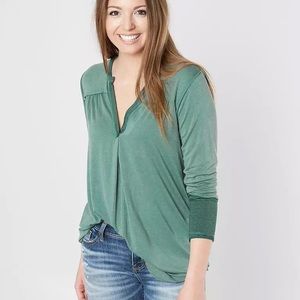 BKE Gimmicks Long Sleeve Top